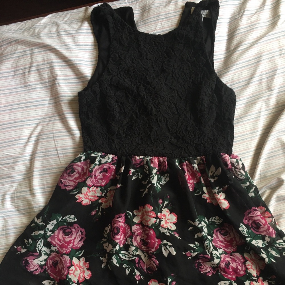 Flora dress new